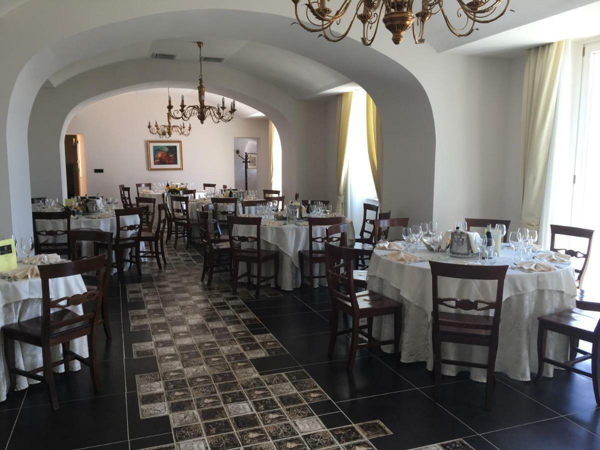 Palazzo Cestari Hotel Montesano sulla Marcellana Kültér fotó