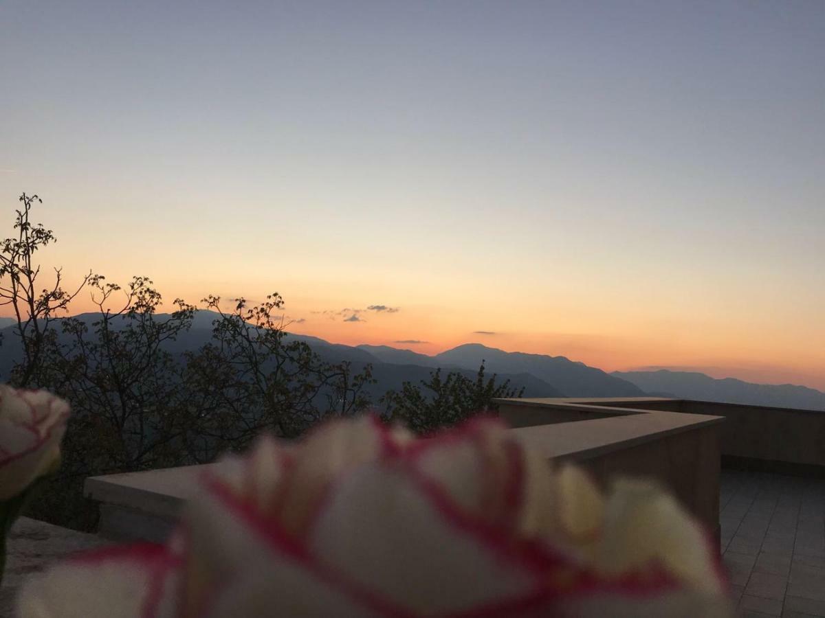 Palazzo Cestari Hotel Montesano sulla Marcellana Kültér fotó